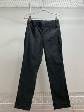 Apt. 9 Dark Grey Pull on Ankle Pants